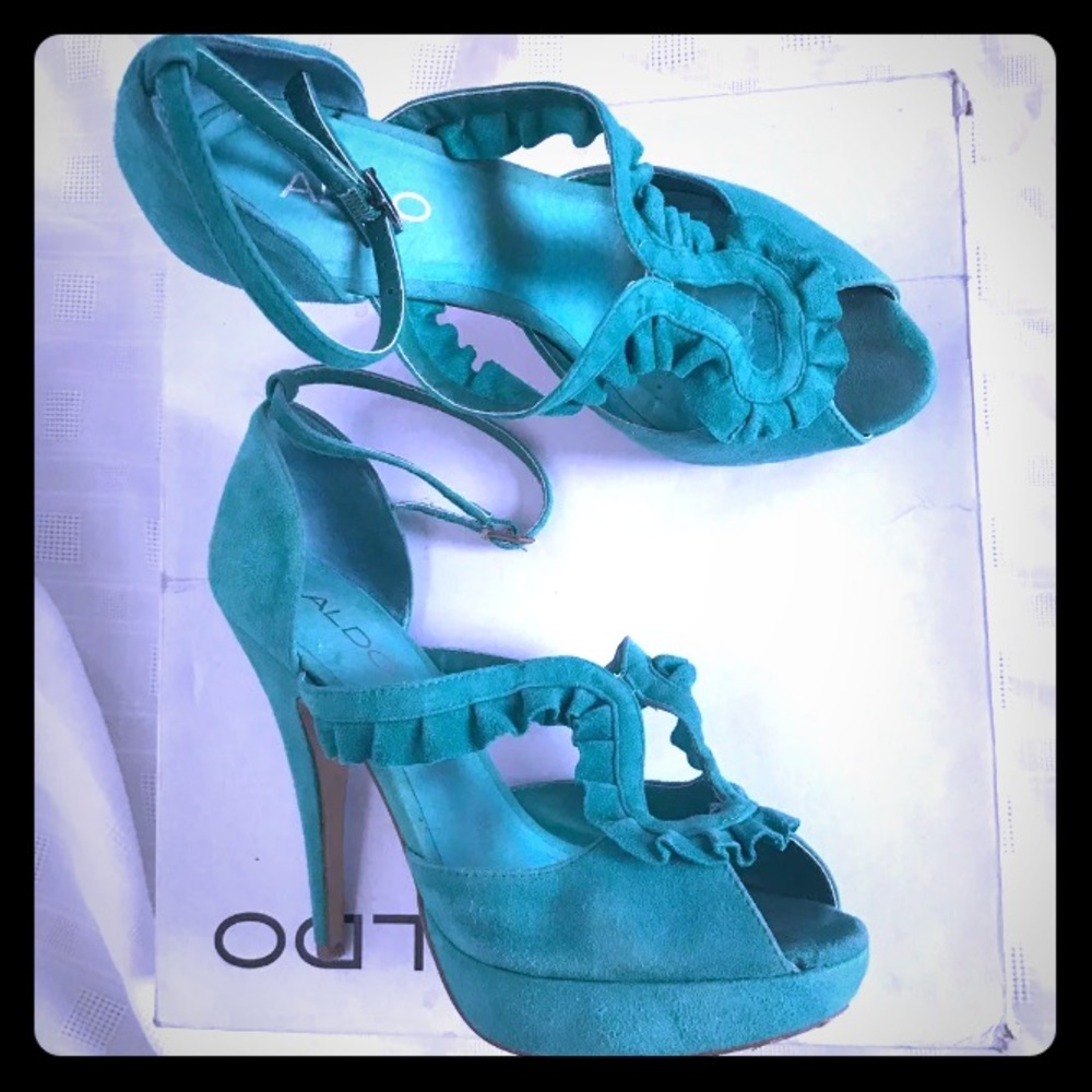 Aldo ruffle strappy heels